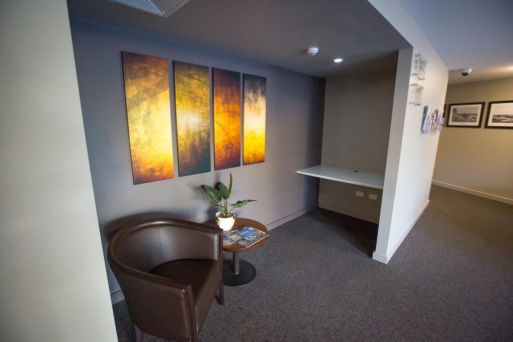 Gladstone Reef Hotel Motel Екстер'єр фото