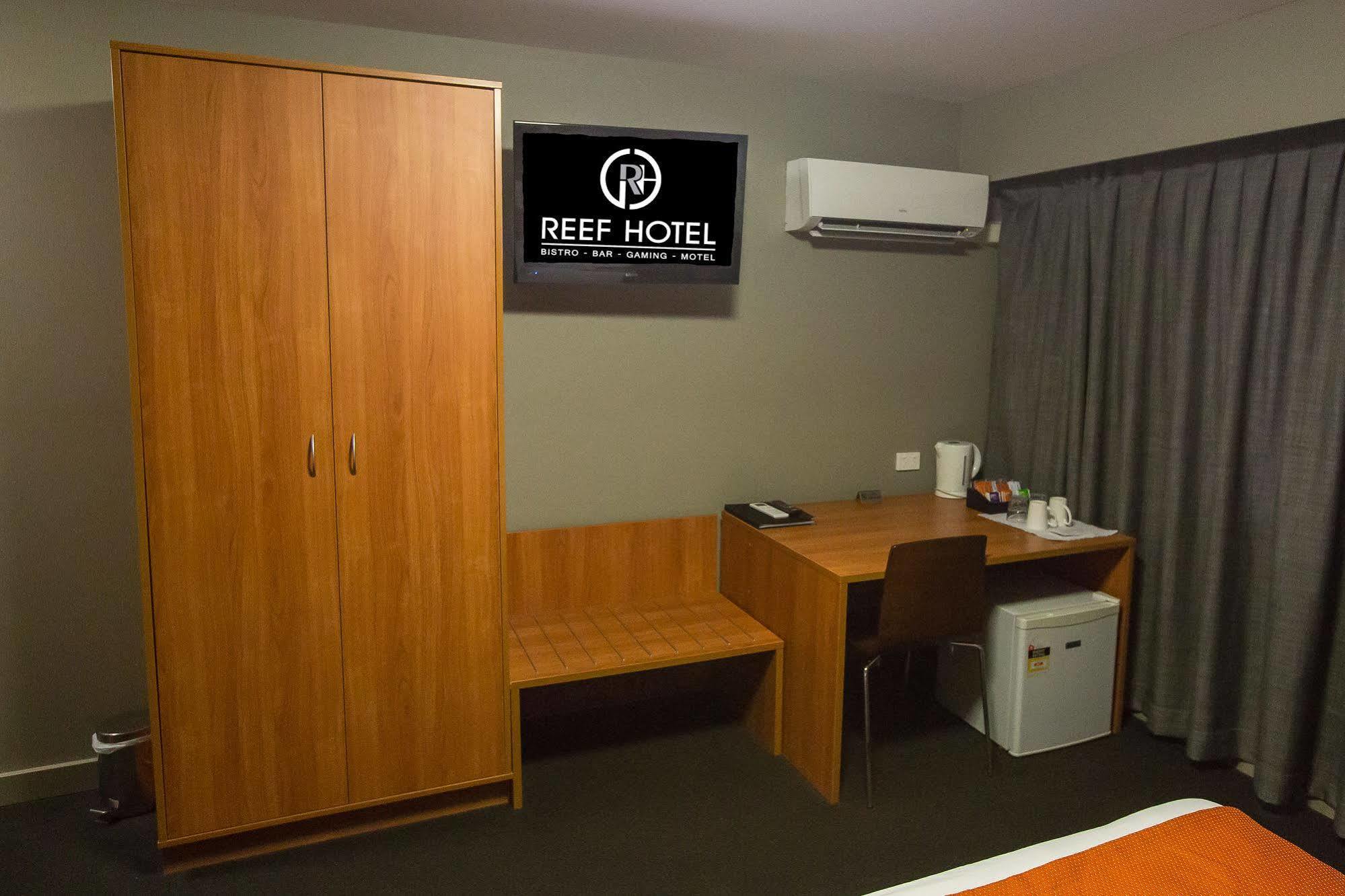 Gladstone Reef Hotel Motel Екстер'єр фото