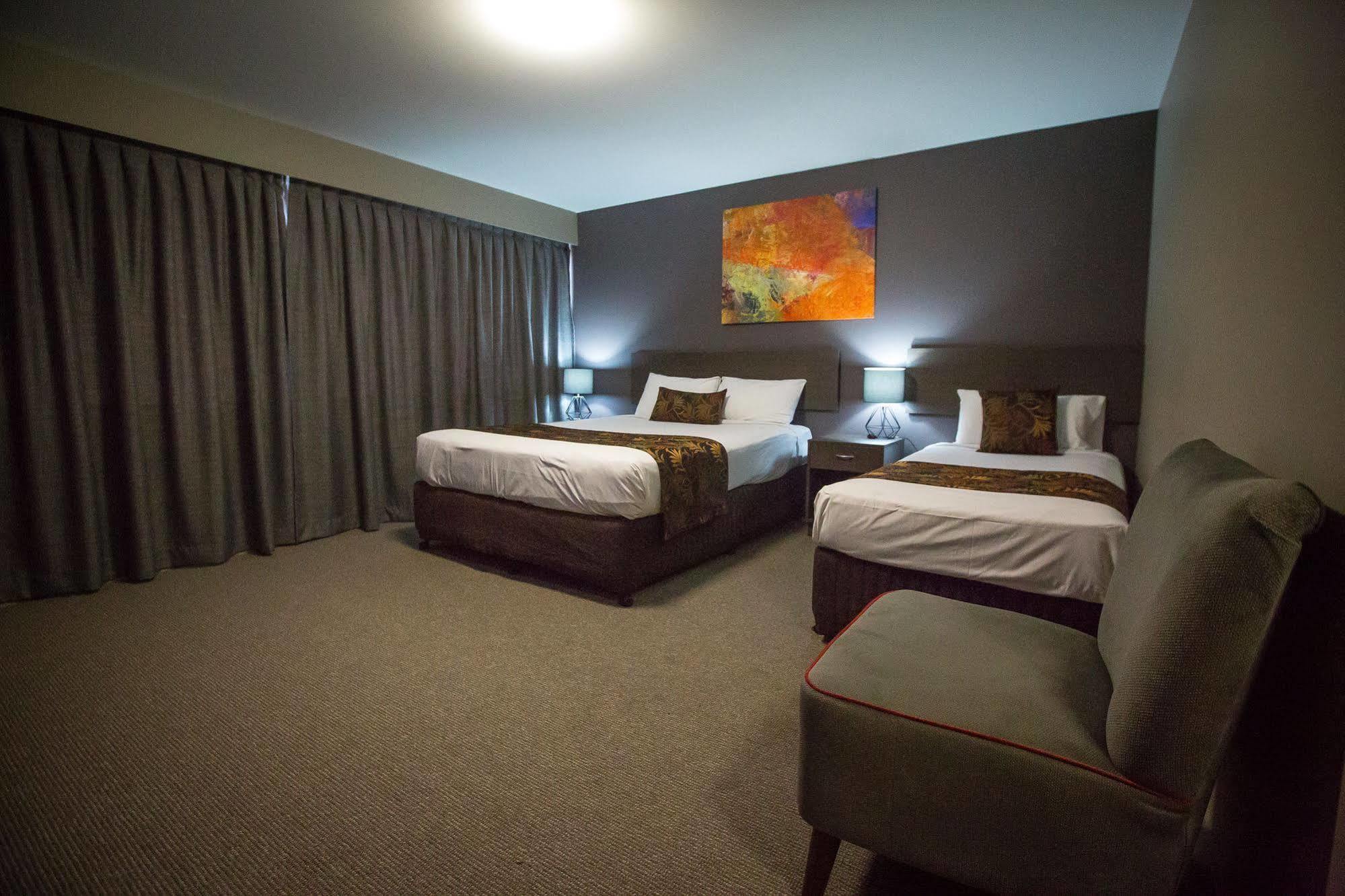 Gladstone Reef Hotel Motel Екстер'єр фото