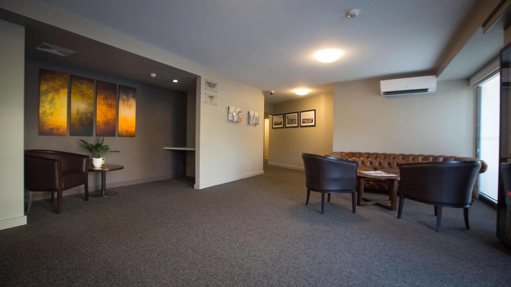 Gladstone Reef Hotel Motel Екстер'єр фото